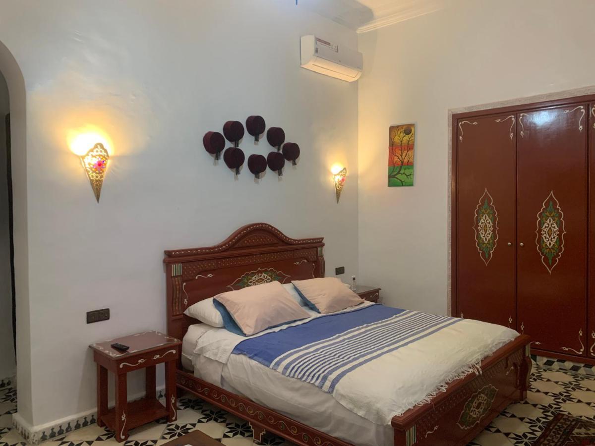 Riad Tingis 3*